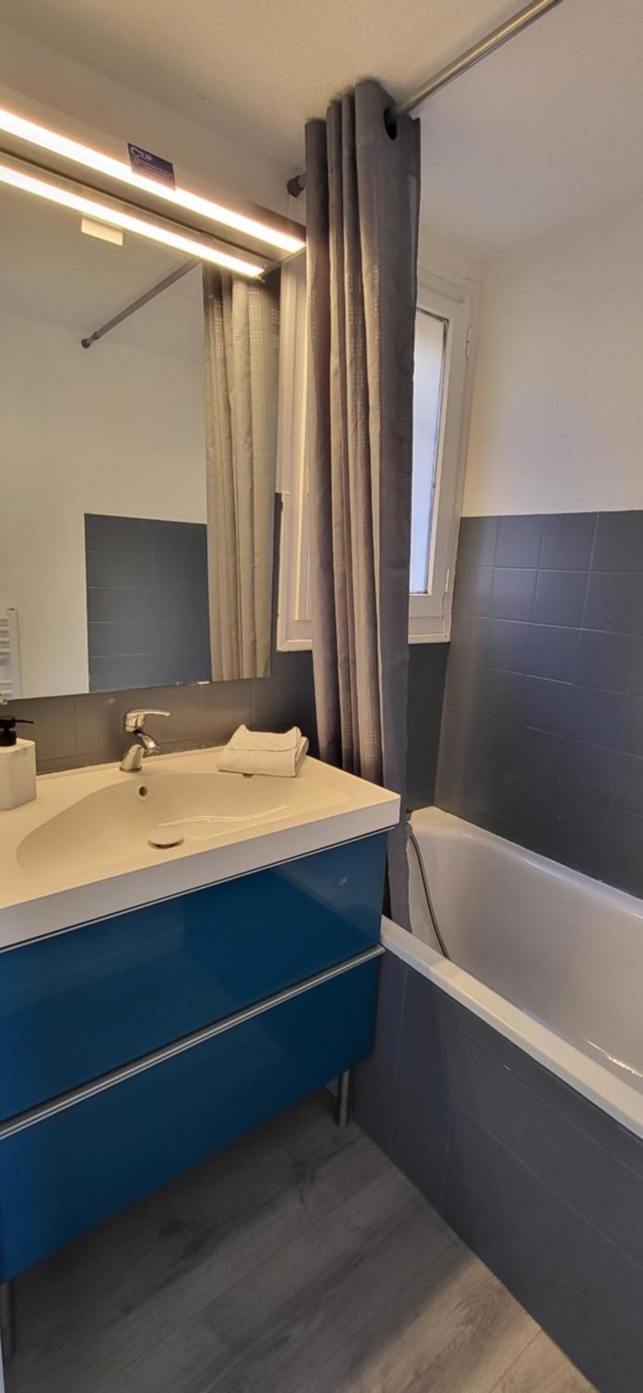 Appartement En Residence Avec Piscine Bandol Esterno foto