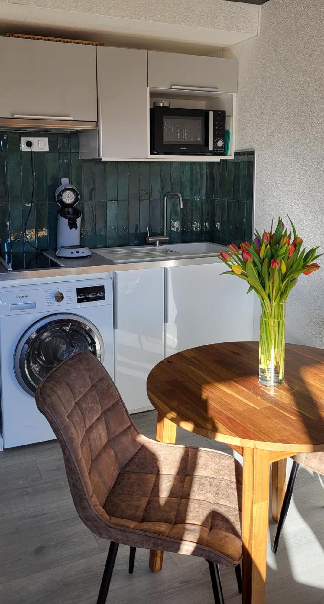 Appartement En Residence Avec Piscine Bandol Esterno foto